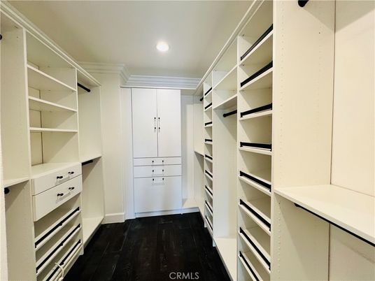 Interior, Recessed Lighting, Walk-in Closets, Wood Texture Flooring