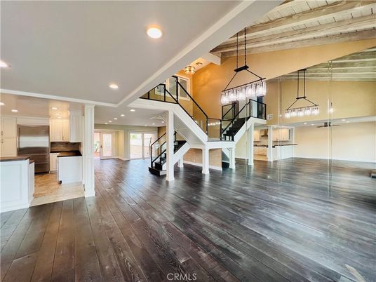 Interior, Pendant Lights, Recessed Lighting, Wood Texture Flooring