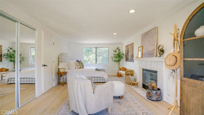 Bedroom, Fireplace, Interior, Recessed Lighting, Wood Texture Flooring