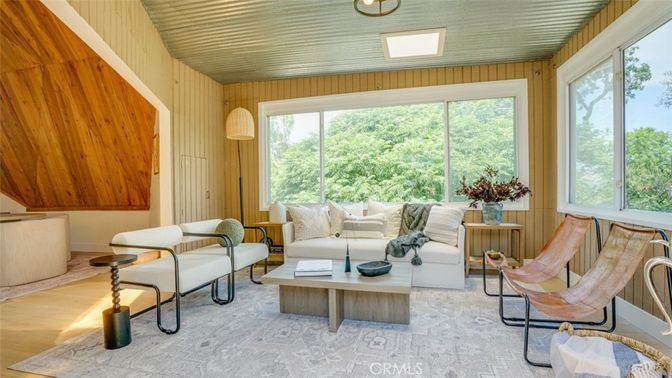 Interior, Living room, Sun Room, Wood Texture Flooring, Wooden Walls