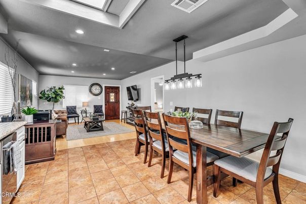 Dining room, Interior, Living room, Pendant Lights, Recessed Lighting
