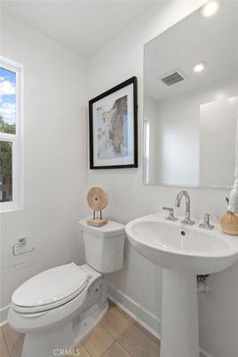 Bathroom, Interior, Recessed Lighting, Wood Texture Flooring