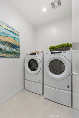 Interior, Recessed Lighting, Washer