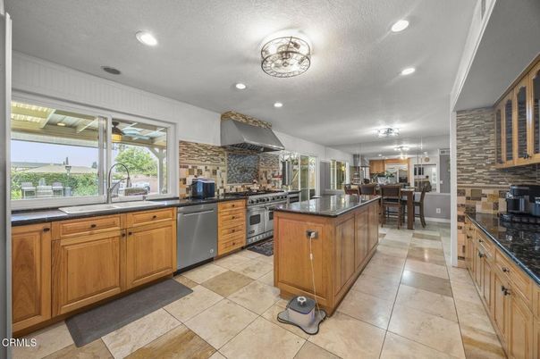 Dining room, Interior, Kitchen, Recessed Lighting, Stainless Steel Appliances, Stone Walls