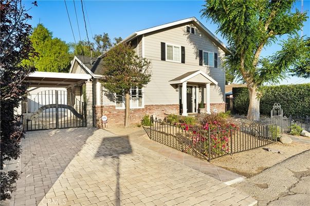 Backyard, Exterior, Facade, Brick Facade, Queen Anne Victorian