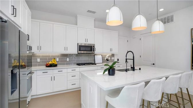 Interior, Kitchen, Pendant Lights, Recessed Lighting, Stainless Steel Appliances