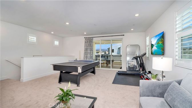 Fitness Equipment, Game Room, Interior, Recessed Lighting
