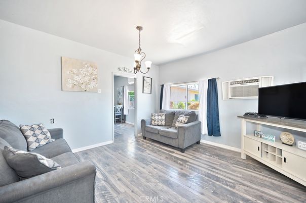 Interior, Living room, Pendant Lights, Wood Texture Flooring