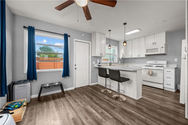 Interior, Kitchen, Pendant Lights, Wood Texture Flooring