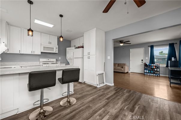Interior, Kitchen, Pendant Lights, Water, Wood Texture Flooring
