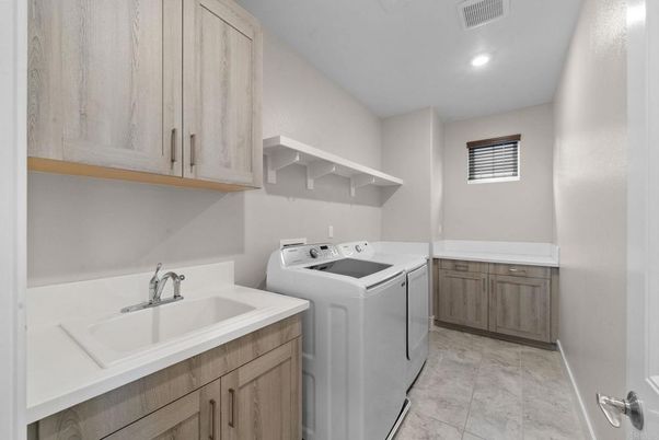 Interior, Recessed Lighting, Washer