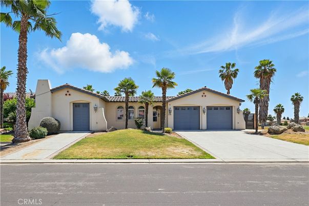 Attached, Exterior, Facade, Spanish Mediterranean