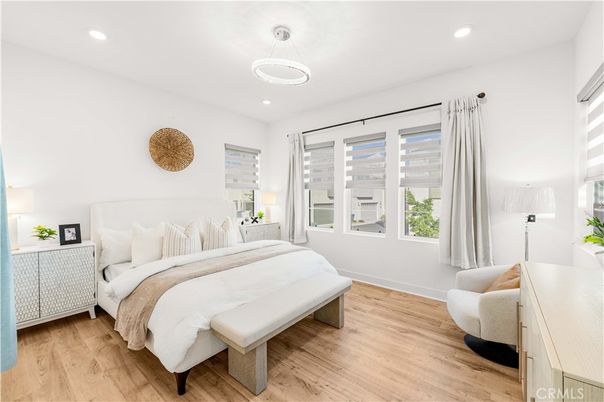 Bedroom, Interior, Pendant Lights, Recessed Lighting, Wood Texture Flooring