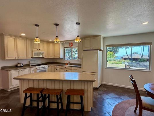 Interior, Kitchen, Pendant Lights, Recessed Lighting
