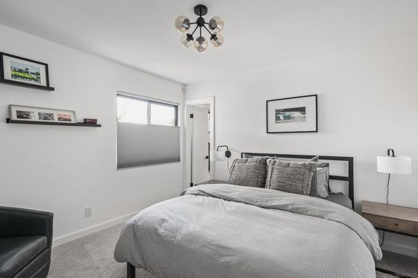 Bedroom, Interior, Pendant Lights