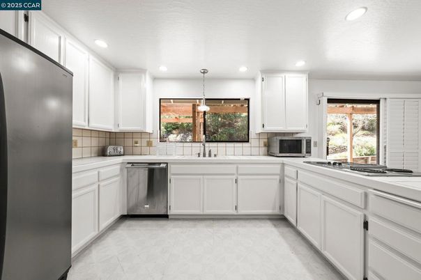 Interior, Kitchen, Pendant Lights, Recessed Lighting