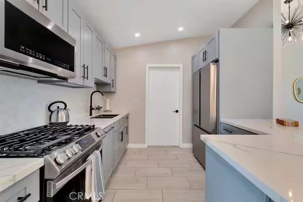 Interior, Kitchen, Pendant Lights, Recessed Lighting, Stainless Steel Appliances