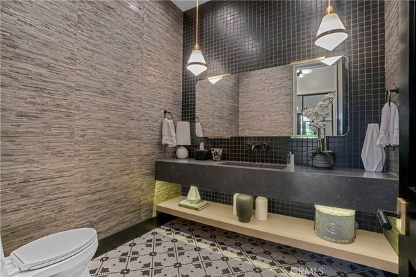 Bathroom, Interior, Pendant Lights