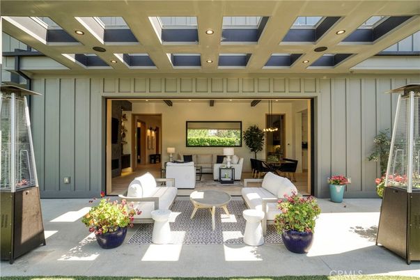 Exterior, Recessed Lighting