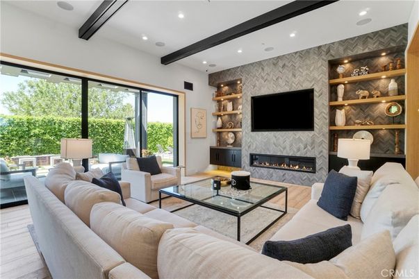 Fireplace, Interior, Living room, Recessed Lighting, Wooden Beams, Wood Texture Flooring