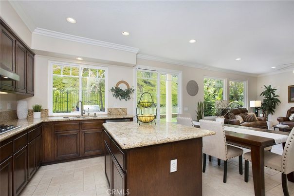Dining room, Interior, Kitchen, Recessed Lighting