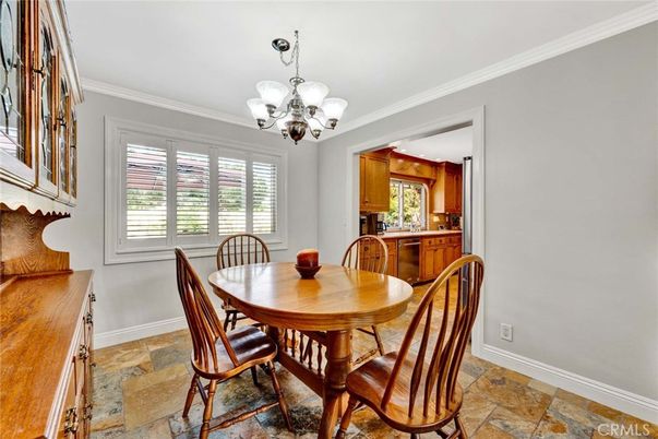 Chandelier, Dining room, Interior
