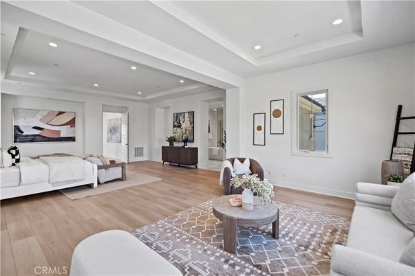 Bedroom, Interior, Living room, Recessed Lighting, Wood Texture Flooring