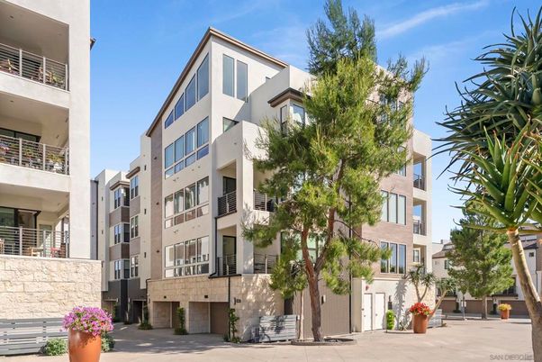 Exterior, Facade, Condo Building