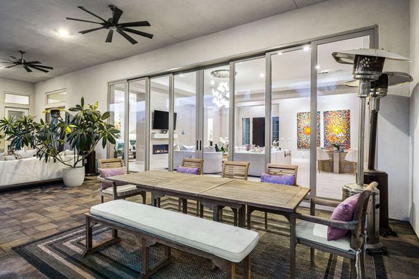 Dining room, Interior, Recessed Lighting