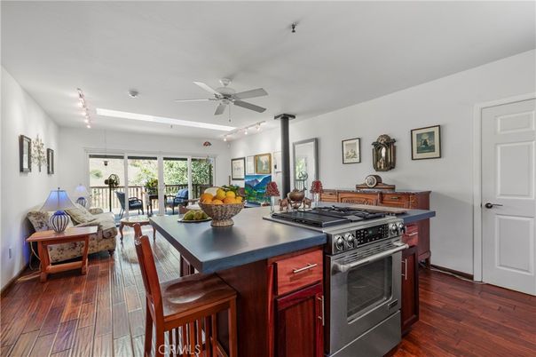 Dining room, Interior, Kitchen, Living room, Stainless Steel Appliances, Wood Texture Flooring