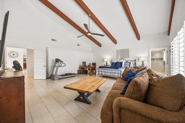 Fitness Equipment, Interior, Living room, Wooden Beams, Wood Texture Flooring