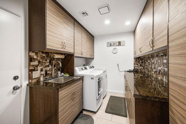 Interior, Recessed Lighting, Washer