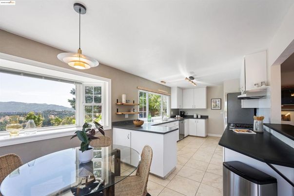 Dining room, Interior, Kitchen, Pendant Lights
