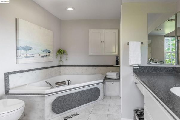 Bathroom, Interior, Marble, Recessed Lighting