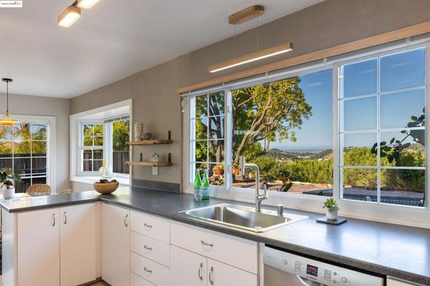 Interior, Kitchen, Pendant Lights