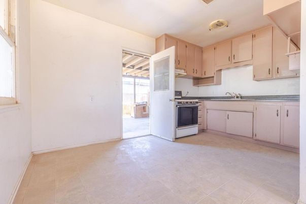 Interior, Kitchen