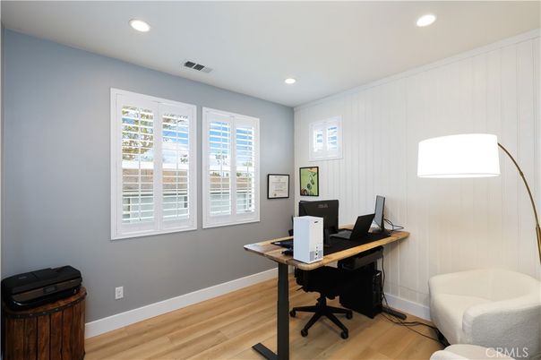 Home Office, Interior, Recessed Lighting, Wood Texture Flooring