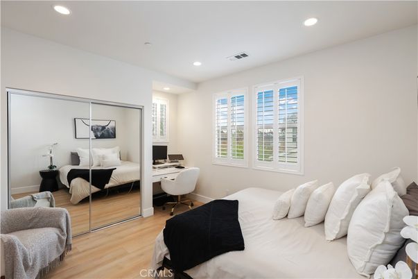 Bedroom, Home Office, Interior, Recessed Lighting, Wood Texture Flooring