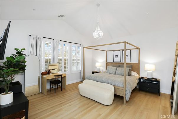 Bedroom, Interior, Pendant Lights, Wood Texture Flooring
