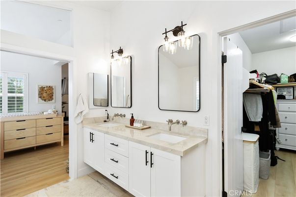 Bathroom, Dual Sink Vanities, Interior, Wood Texture Flooring