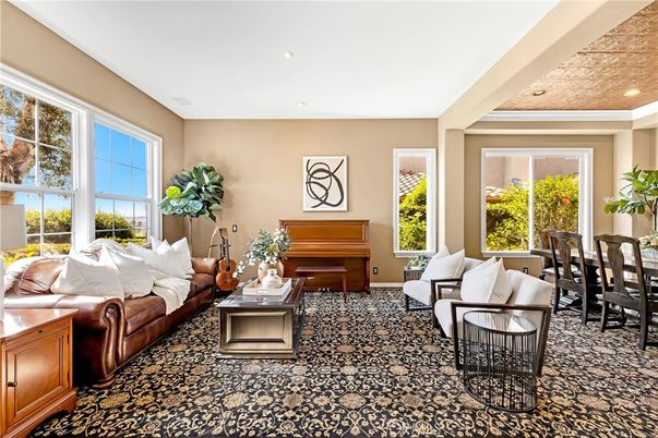 Dining room, Interior, Living room, Piano, Recessed Lighting