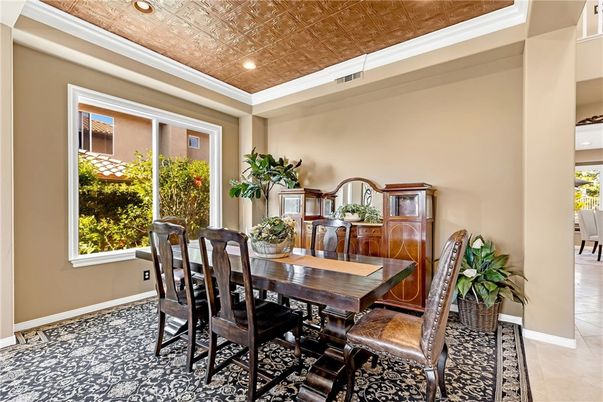 Dining room, Interior, Recessed Lighting