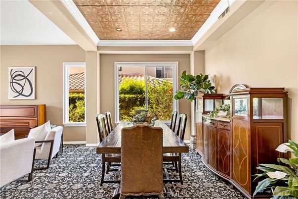 Dining room, Interior, Recessed Lighting