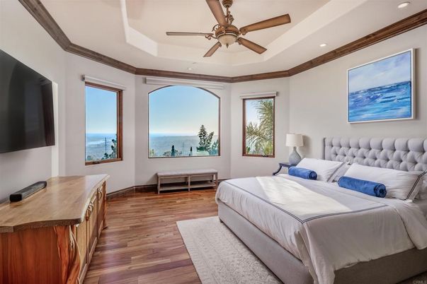 Bedroom, Interior, Recessed Lighting, Water, Wood Texture Flooring
