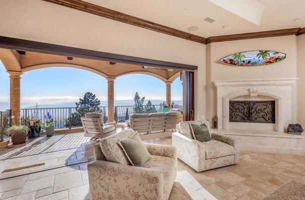 Fireplace, Interior, Recessed Lighting, Water