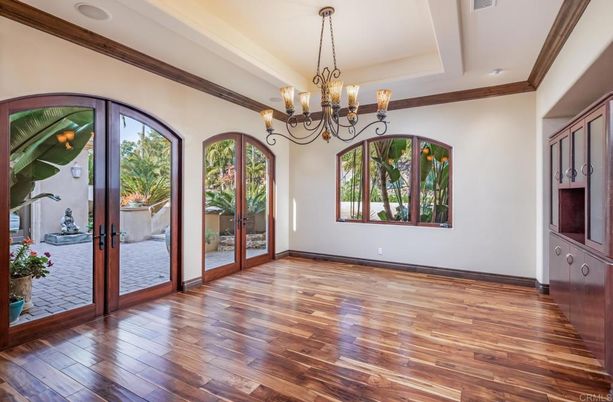 Chandelier, Interior, Recessed Lighting, Wood Texture Flooring