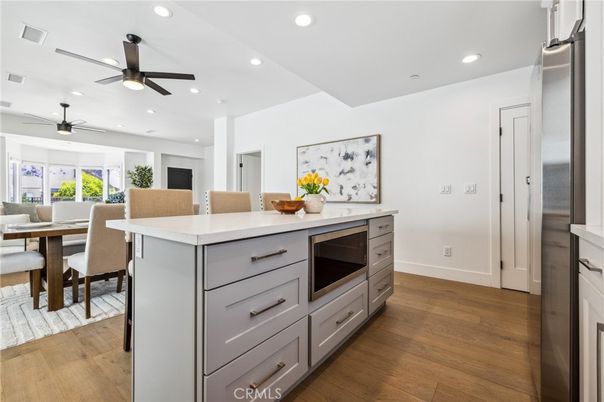 Dining room, Interior, Kitchen, Recessed Lighting, Wood Texture Flooring