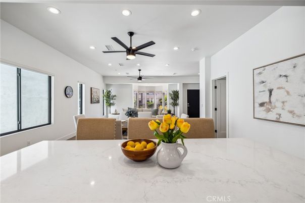 Dining room, Interior, Recessed Lighting