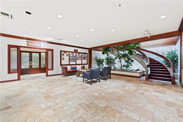Dining room, Interior, Recessed Lighting
