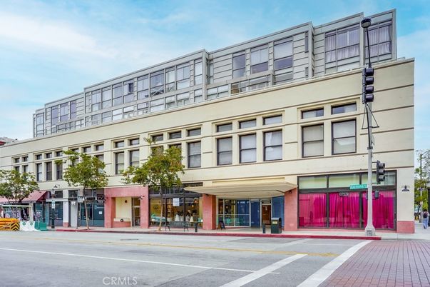 Exterior, Facade, Condo Building